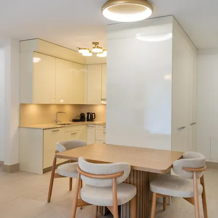 Rosalia Delta 741 Apartahotel 4*