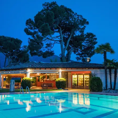Rosalia Delta 741 Apartahotel Ascona